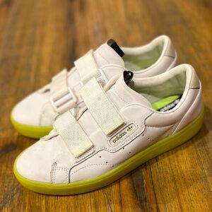 Adidas Sleek Women’s 6.5/7 - Velcro close